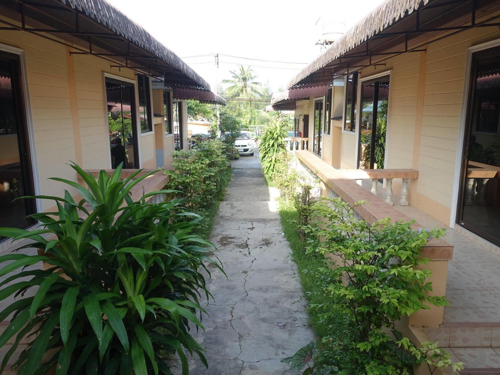 Naiyang Cottage Nai Yang Beach Buitenkant foto