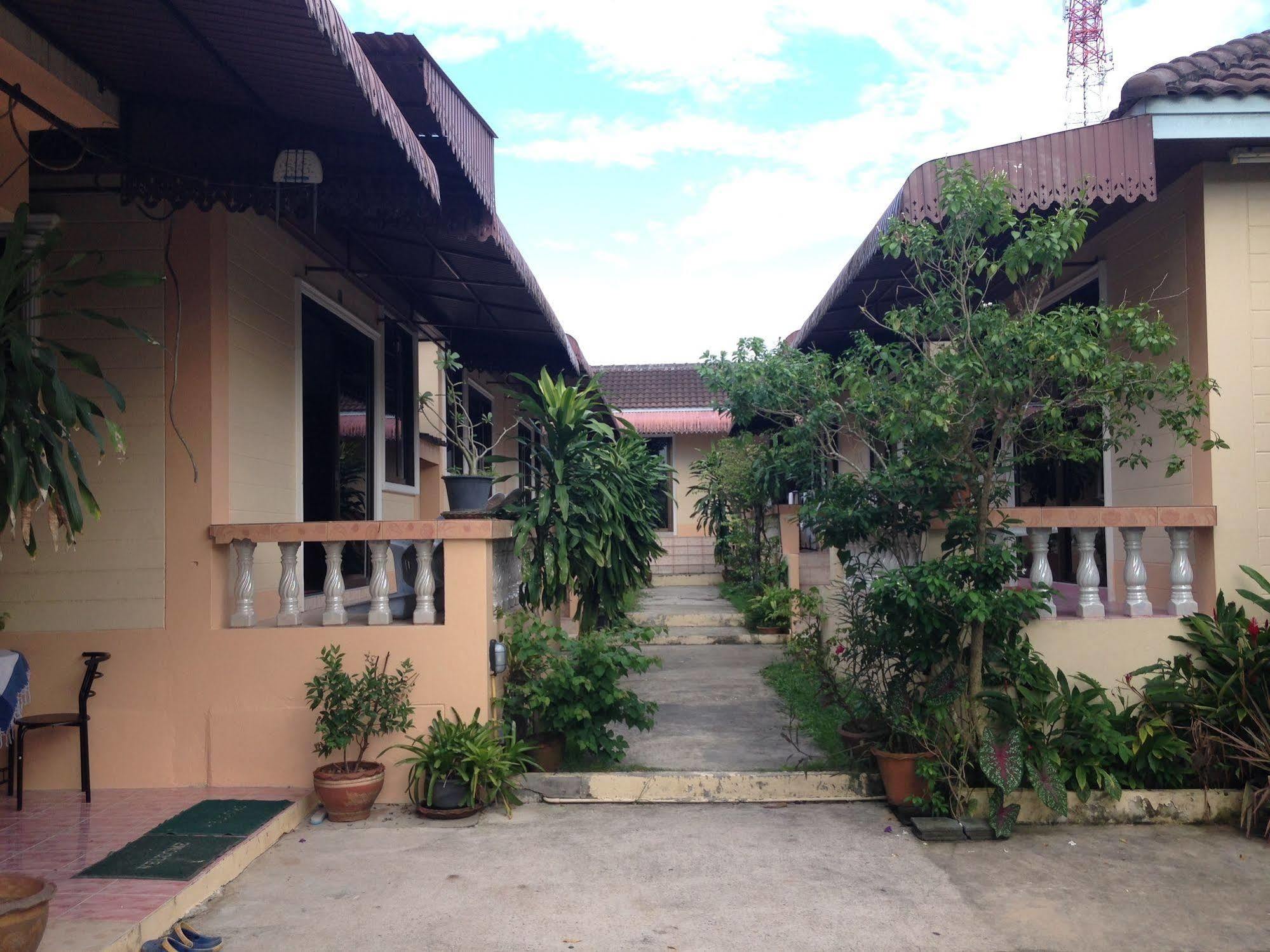 Naiyang Cottage Nai Yang Beach Buitenkant foto